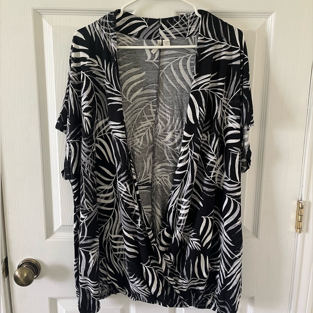 Cato Black and White Tropical Print Blouse